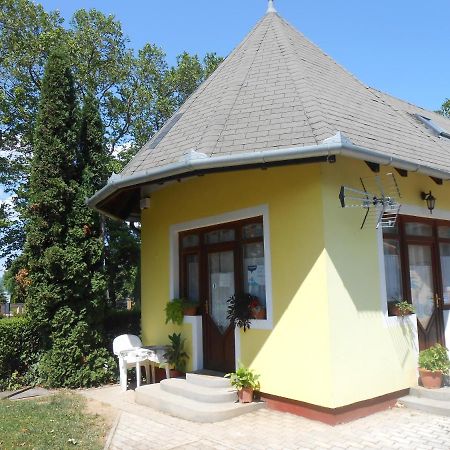 Erika Apartman Балатонберень Экстерьер фото